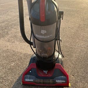 Dirt devil vacuum